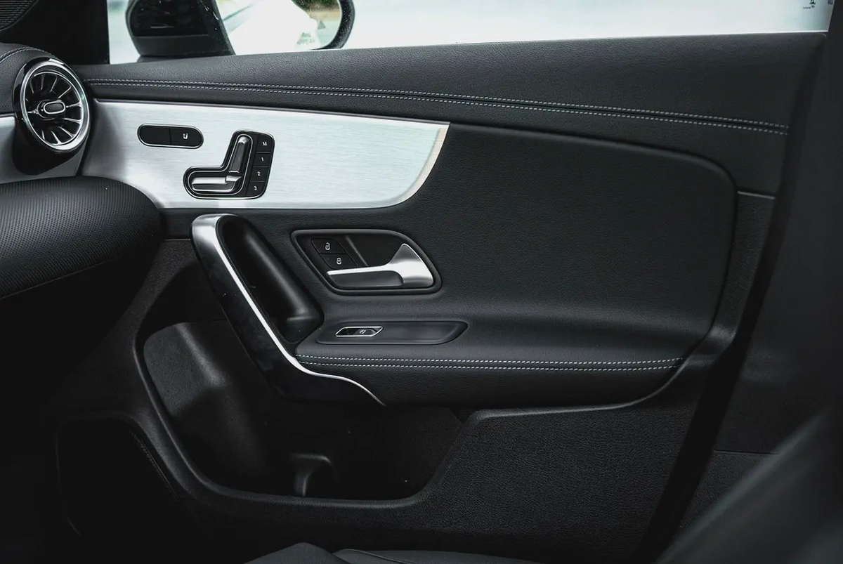 2025 Mercedes-Benz CLA 250 4MATIC | Warranty | AMG PACKAGE-10-10