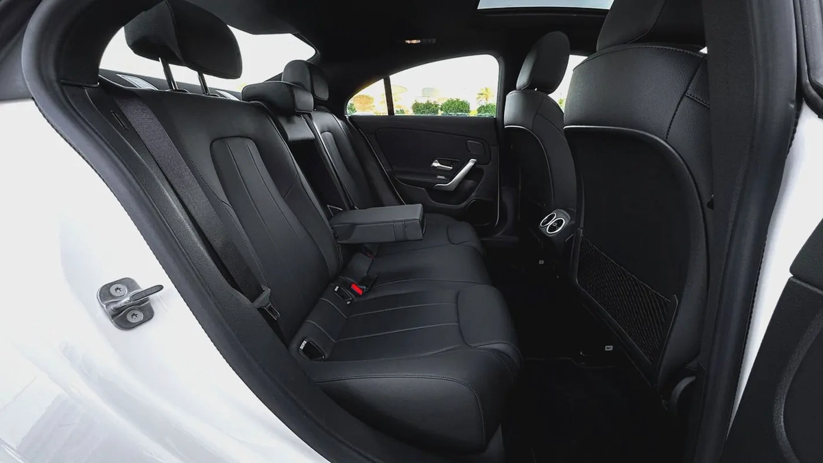 2025 Mercedes-Benz CLA 250 4MATIC | Warranty | AMG PACKAGE-17-17