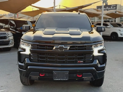 Chevrolet Silverado Z71, 2024 model, Gulf specification-1