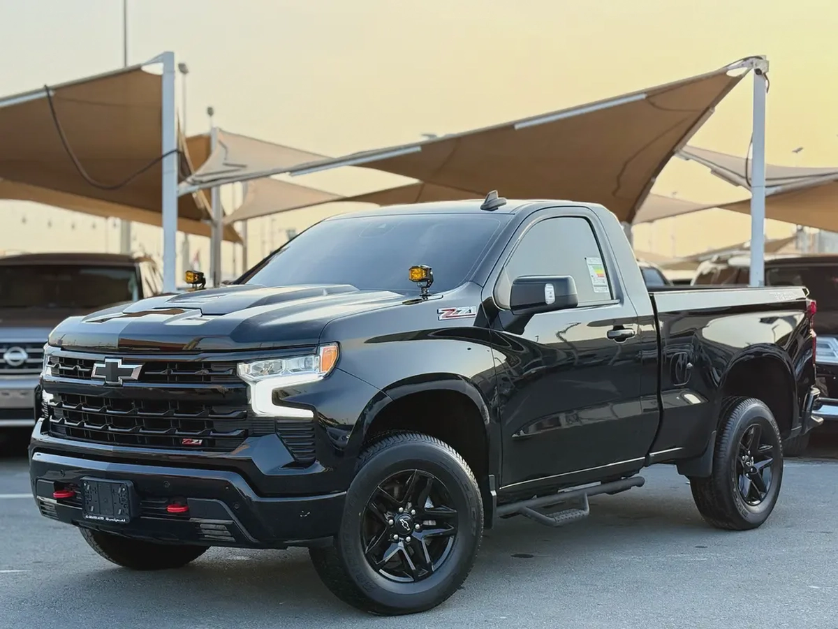 Chevrolet Silverado Z71, 2024 model, Gulf specification-2-2