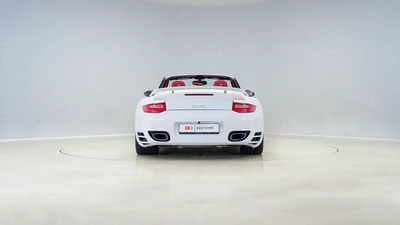 Porsche Carrera / 911 Turbo-6
