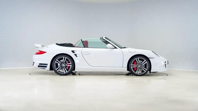 Porsche Carrera / 911 Turbo-9
