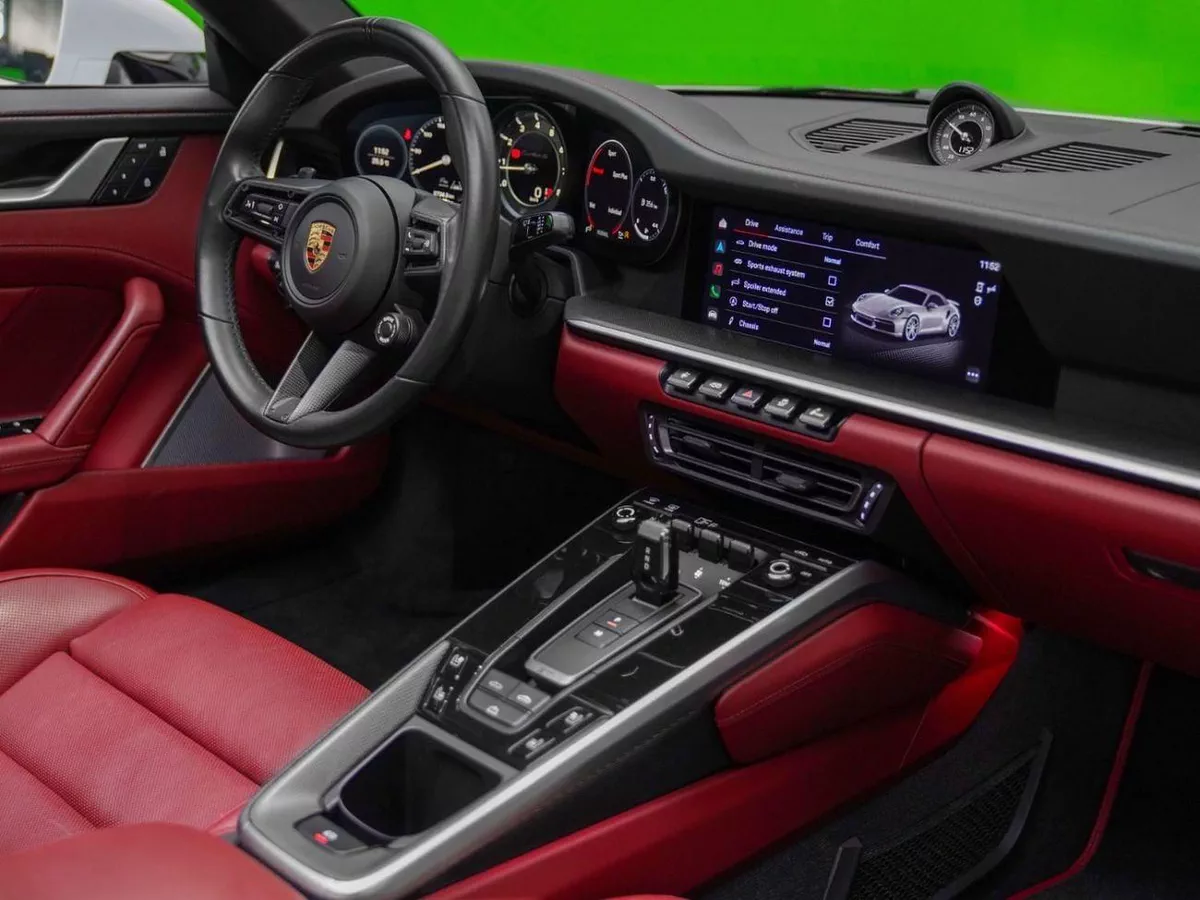 Porsche 911 TURBO S-6-0