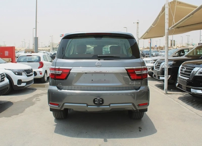 Nissan Patrol SE Platinum 2022 GCC Specs ORGINAL PAINT-4