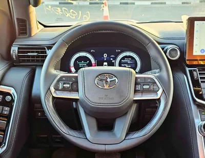 Toyota Land Cruiser VXR TWIN TURBO / 3.5L PETROL V6 4WD / 360* CAMERA / RADAR / DVD / JBL SPKRS / FULL OPTION / CODE # V-19