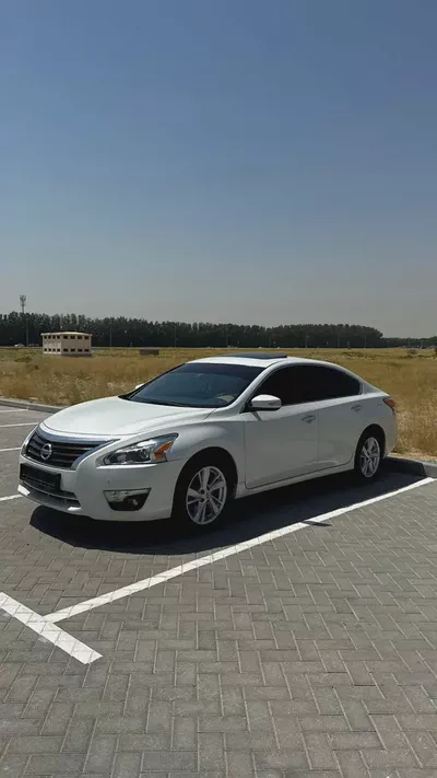 Nissan Altima SL | 2015 | GCC | Full Option | 151,000 km | White / Beige | Fully Serviced-4