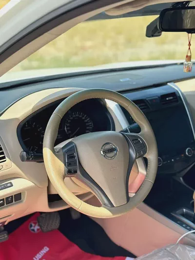 Nissan Altima SL | 2015 | GCC | Full Option | 151,000 km | White / Beige | Fully Serviced-6