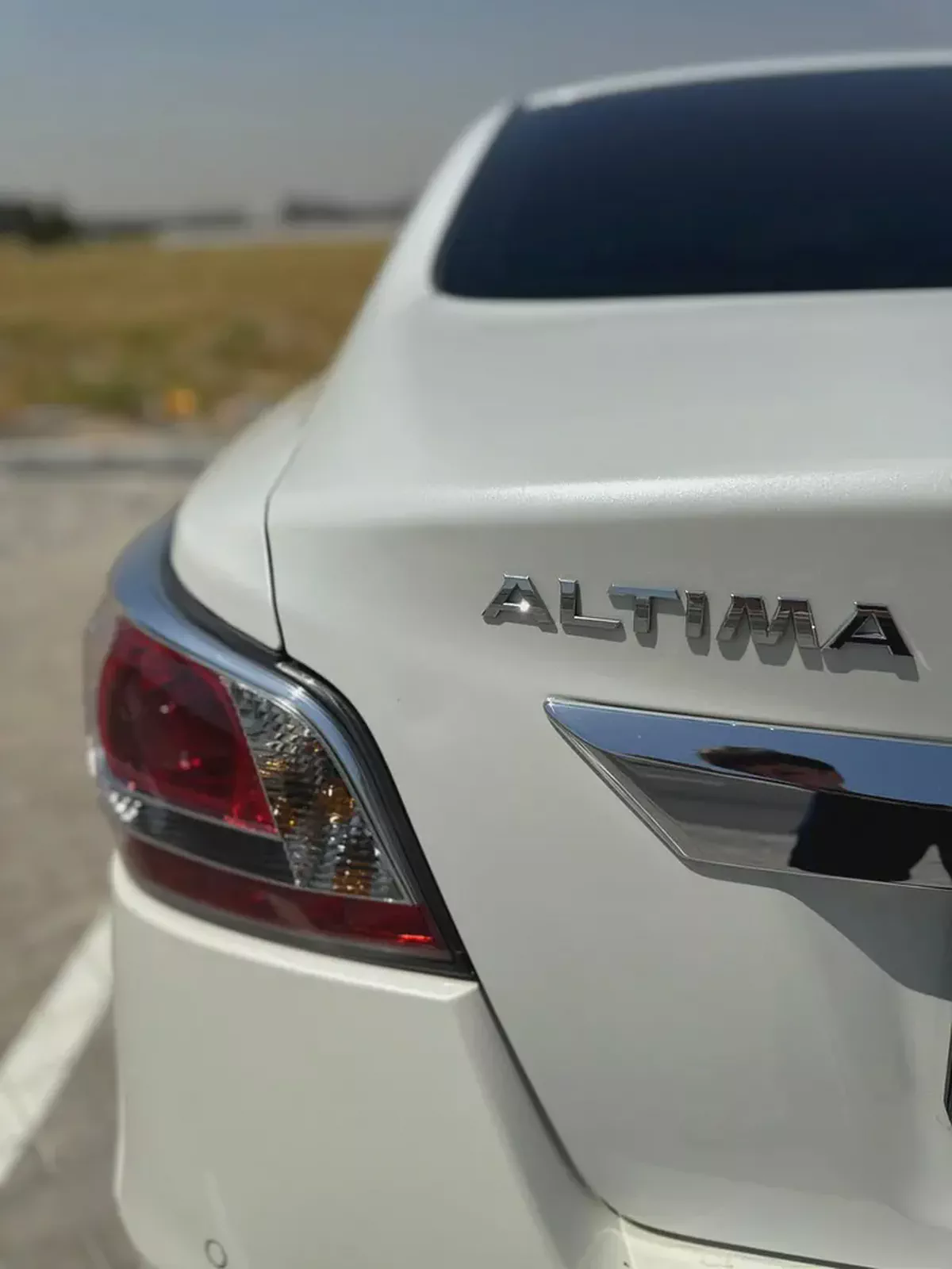 Nissan Altima SL | 2015 | GCC | Full Option | 151,000 km | White / Beige | Fully Serviced-14-14