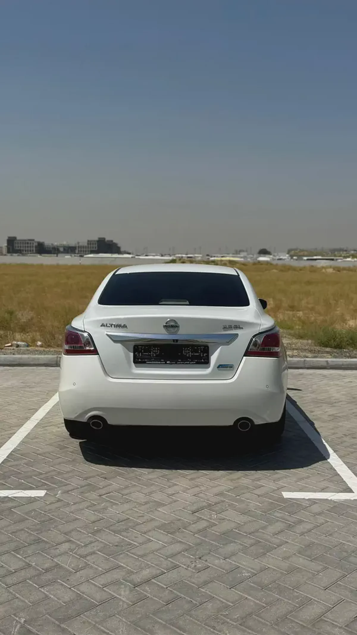 Nissan Altima SL | 2015 | GCC | Full Option | 151,000 km | White / Beige | Fully Serviced-1-1