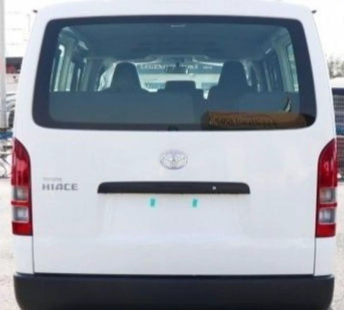 Toyota Hiace DLS - STD ROOF Toyota hiace 2.5L MY2025 diesel standard roof for export only-4-0