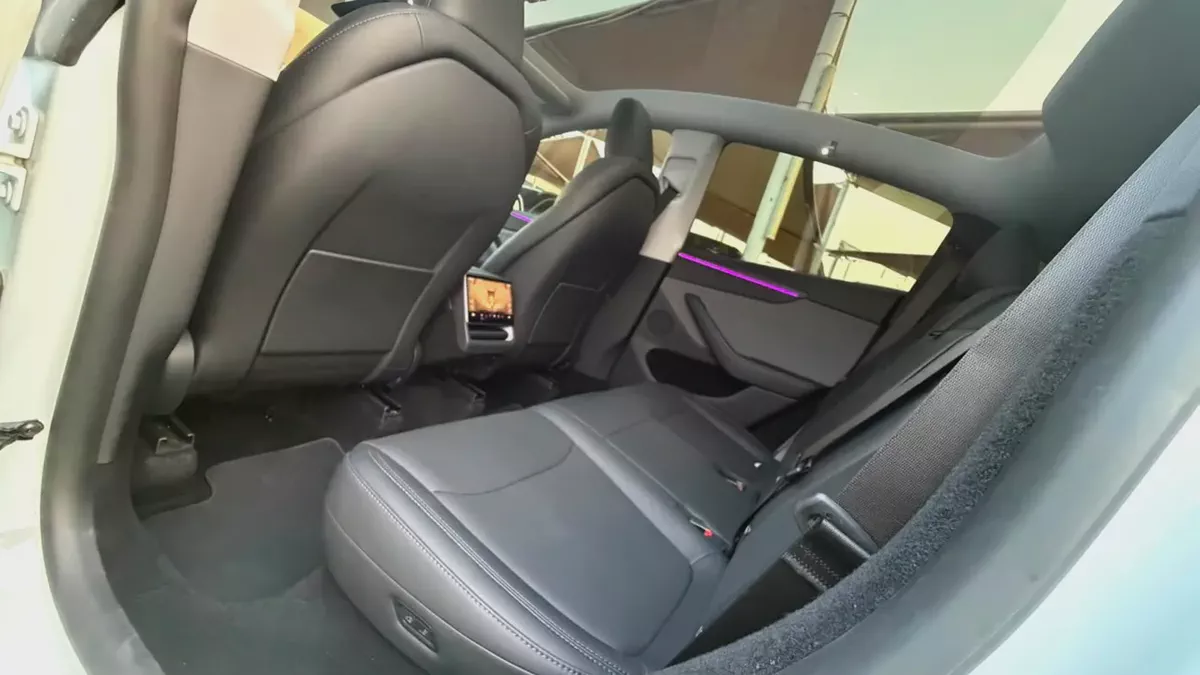 Tesla Model Y Long Range 2026 | Gcc Specs | Under warranty-13-13