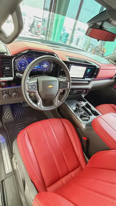 2024 Chevrolet Silverado 1500 Z71 - GCC Specs - Brand New Condition-9
