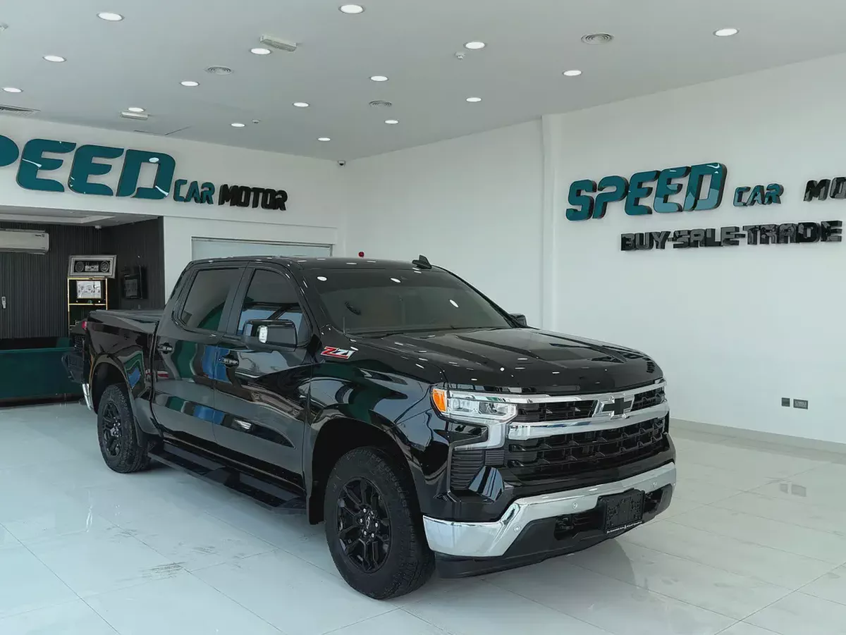 2024 Chevrolet Silverado 1500 Z71 - GCC Specs - Brand New Condition-2-2