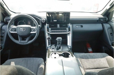 Toyota Land Cruiser LAND CRUISER GXR 3.3L DIESEL-11