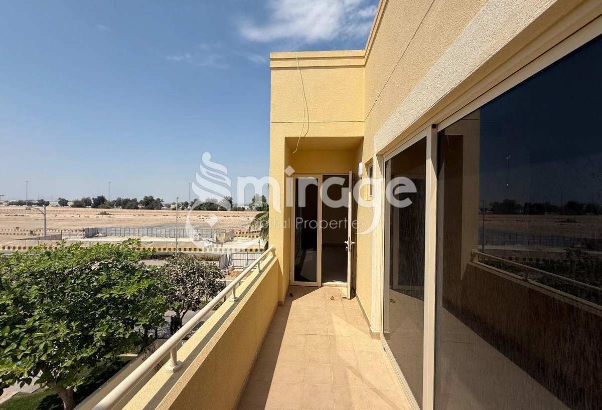 Huge 4BR TH Upgraded to 5BR | Premium Location
