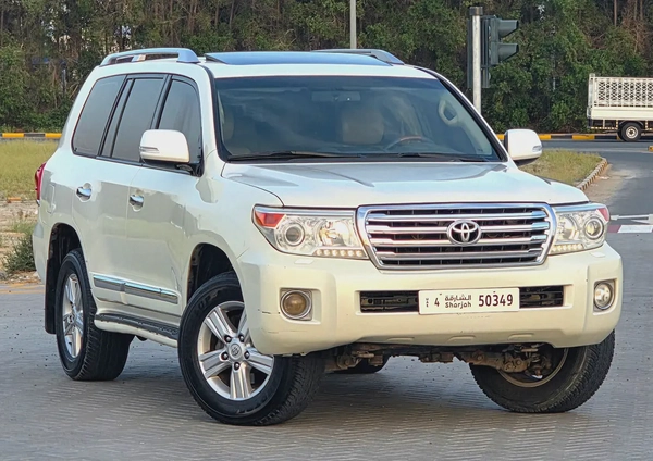 Toyota Land Cruiser GXR V8 Model 2015 Full Options Very Clean Condition