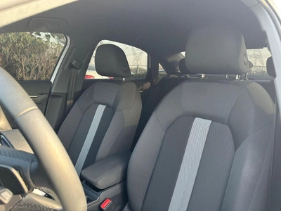 Audi A3 35 TFSI 1.4L-8