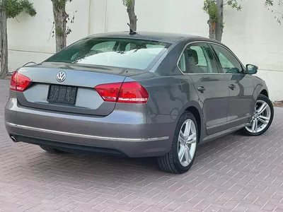 VOLKSWAGEN PASSAT - GCC SPECS - FULL SERVICE HISTORY - UNDER WARRANTY - ORIGINAL PAINT --5