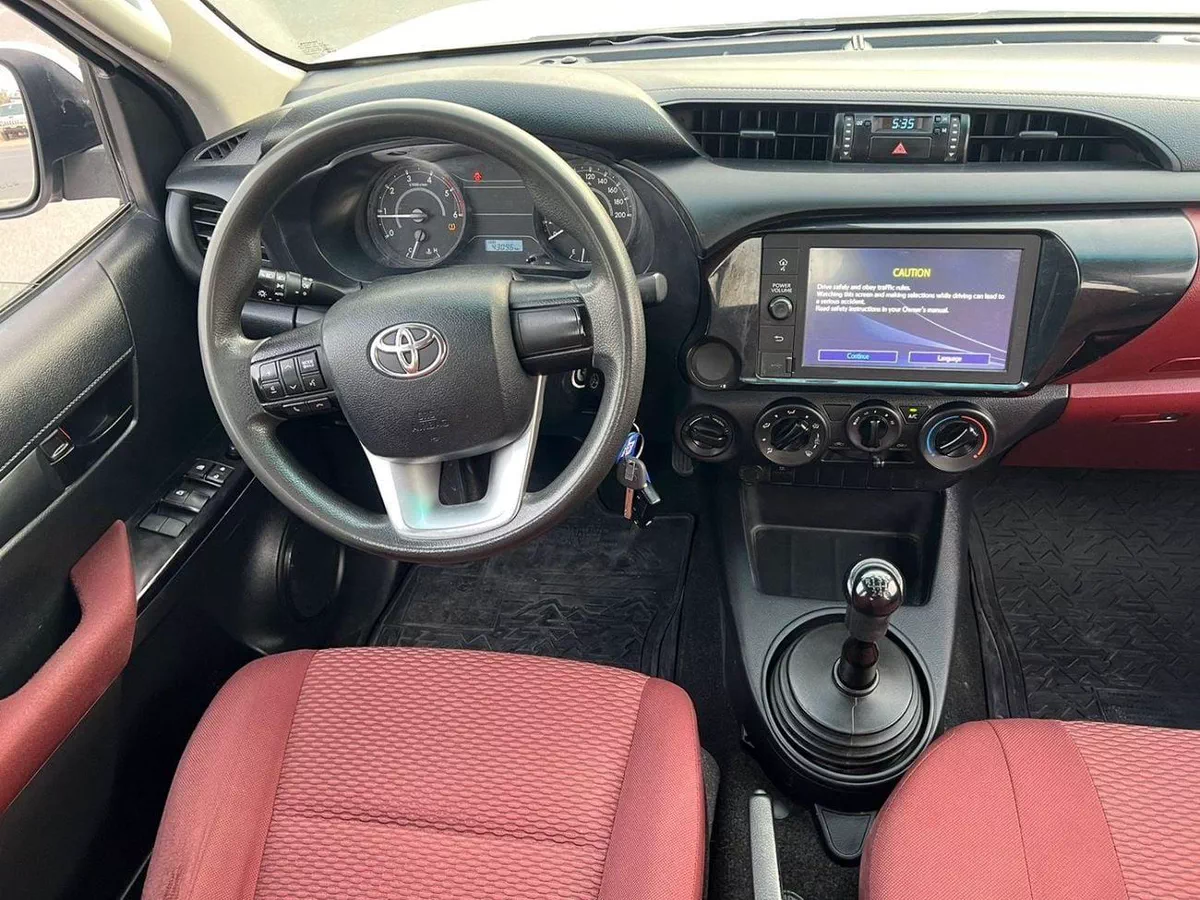 Toyota Hilux 2023  TOYOTA HILUX 2.4L V4 **DIESEL** MANUAL TRANSMISSION  +  POWER WINDOW + 4X4  + Rear Camera + Fo-12-0