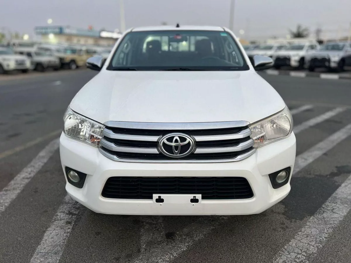 Toyota Hilux 2023  TOYOTA HILUX 2.4L V4 **DIESEL** MANUAL TRANSMISSION  +  POWER WINDOW + 4X4  + Rear Camera + Fo-1-0
