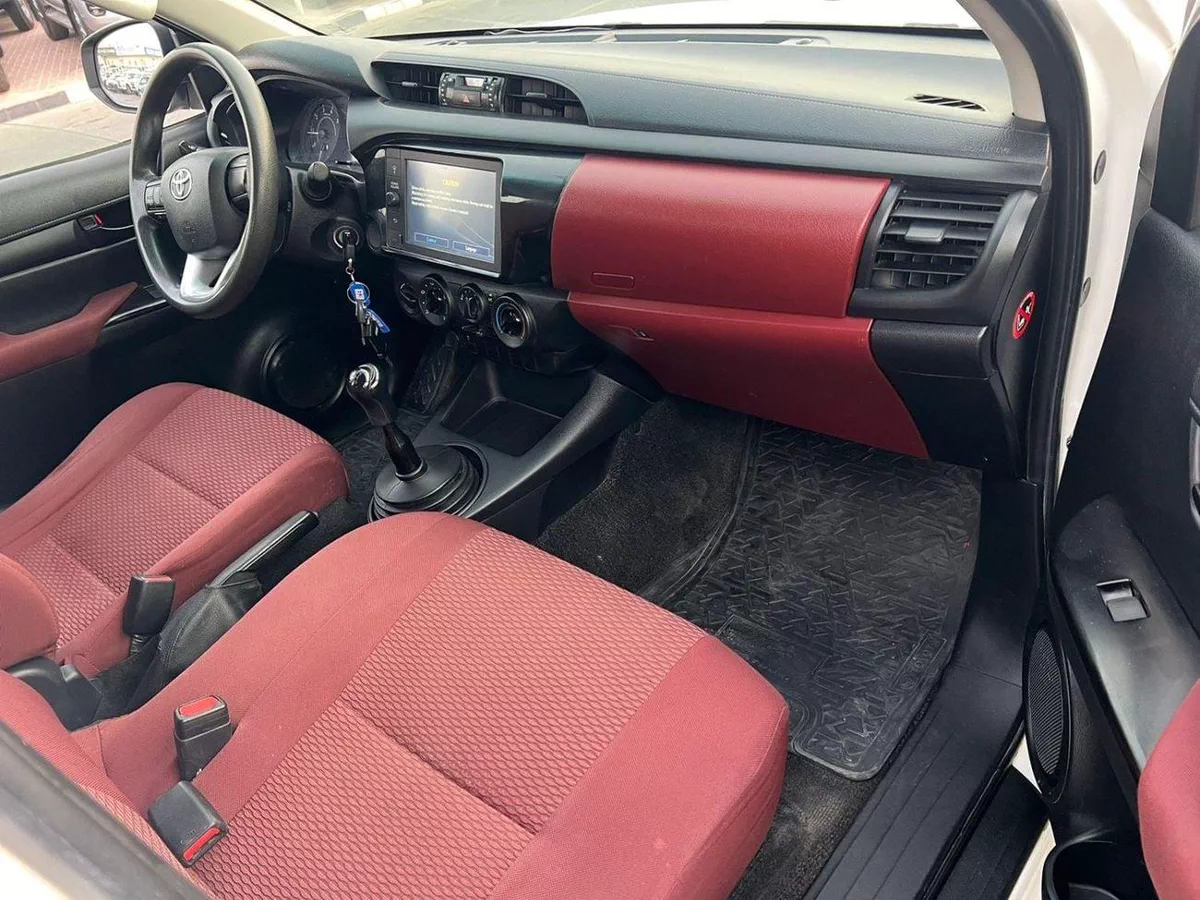 Toyota Hilux 2023  TOYOTA HILUX 2.4L V4 **DIESEL** MANUAL TRANSMISSION  +  POWER WINDOW + 4X4  + Rear Camera + Fo-8-0