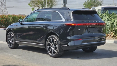 XPENG G9 (Black White-Interior)-9