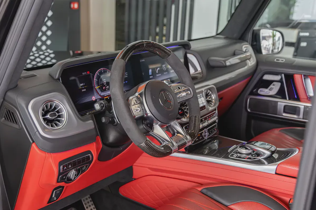 Mercedes-Benz G 63 | Fully Loaded|Night package | Fully Carbon Fiber | Gargash Auto Warranty | 2020-14-14