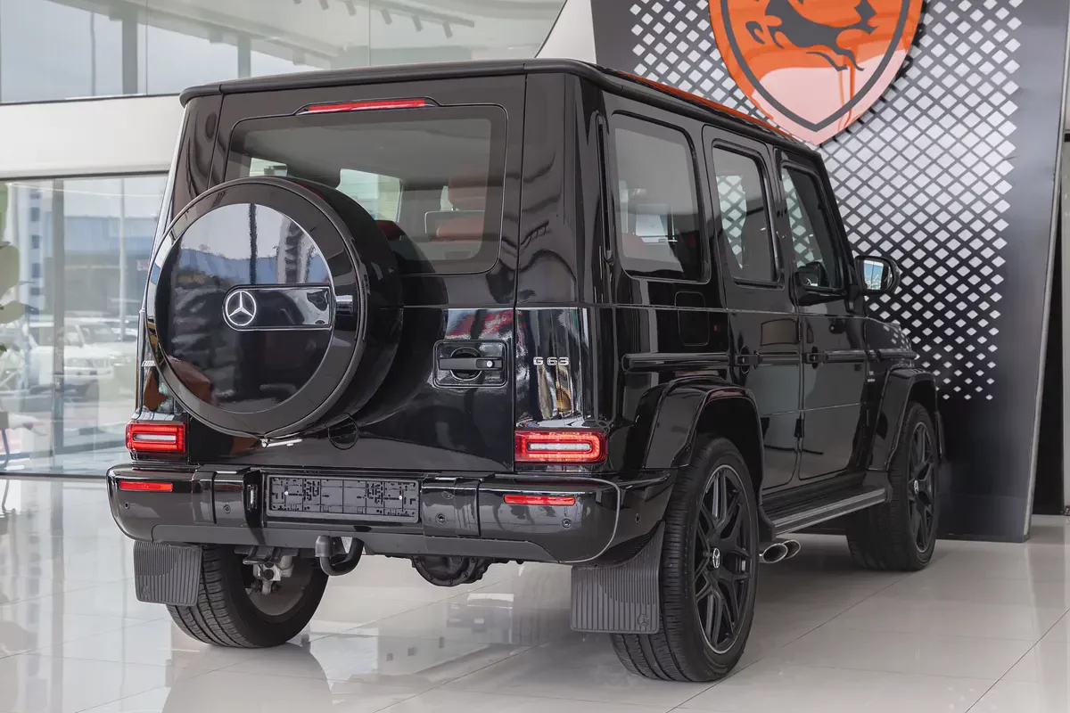 Mercedes-Benz G 63 | Fully Loaded|Night package | Fully Carbon Fiber | Gargash Auto Warranty | 2020-3-3