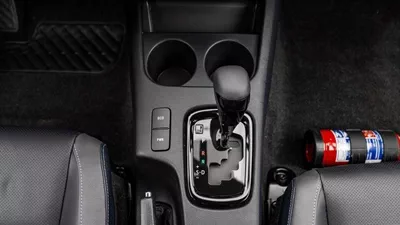 Toyota Hilux ADVENTURE-16