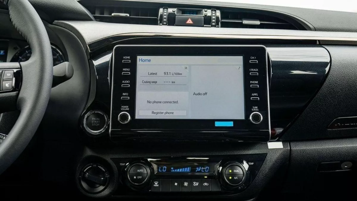 Toyota Hilux ADVENTURE-14-0
