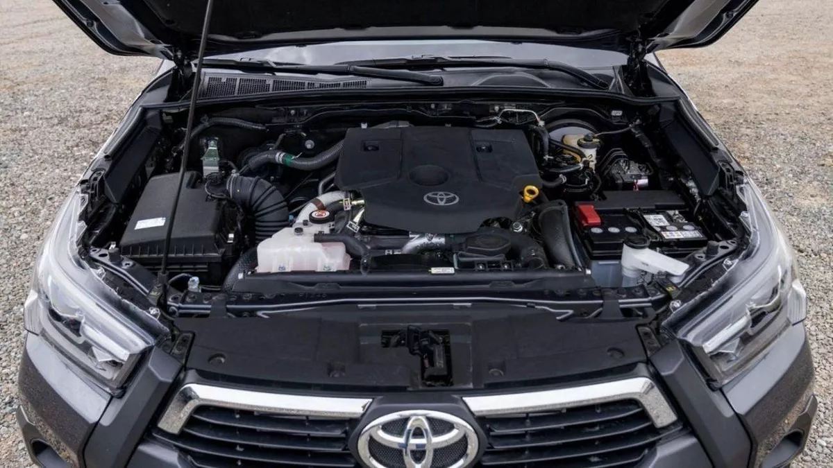 Toyota Hilux ADVENTURE-18-0