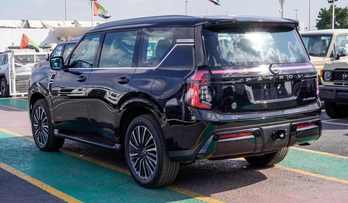 Nissan Patrol LE PLATINUM CITY Platinum V6 T-13-0
