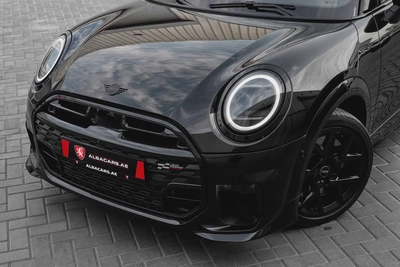 2,527 P.M |  Cooper S JCW Kit | 0% Downpayment | Excellent Condition!-6