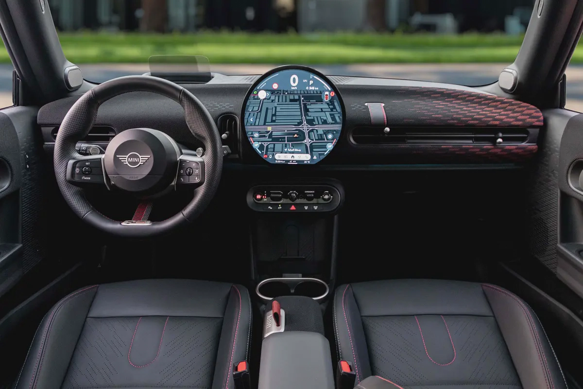 2,527 P.M | Cooper S JCW Kit | 0% Downpayment | Excellent Condition!-7-7