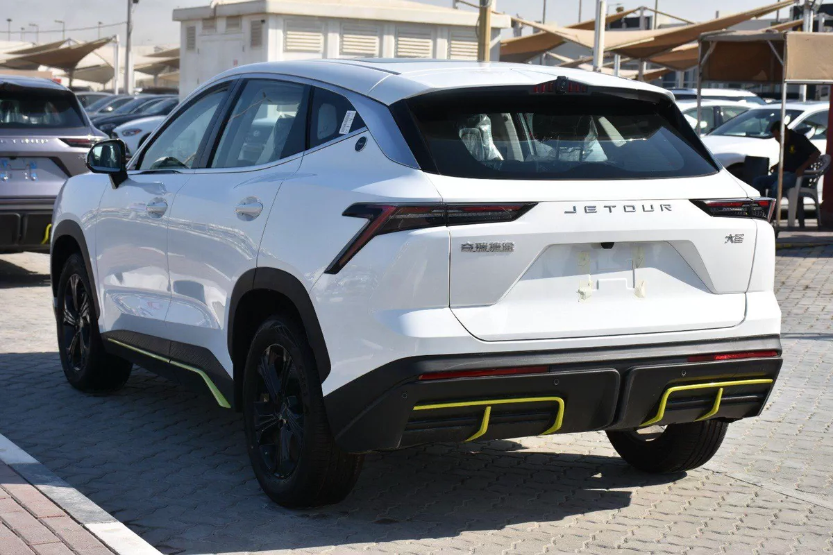 JETOUR DASHING 1.5 TURBO 2025 | WHITE-9-9