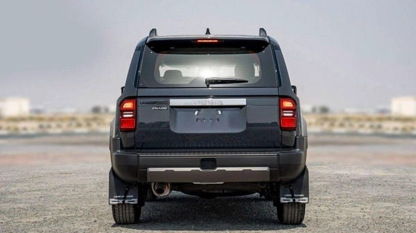 Toyota Prado 250 TXL 2.7P AT LIMITED – GREY