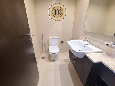 Prime location Huge 1bhk 2bathrooms in 75k balcony wardrobes 1parking free-11