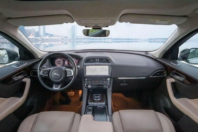 Jaguar F-PACE PRESTIGE Jaguar F-Pace 2020 GCC specs-8