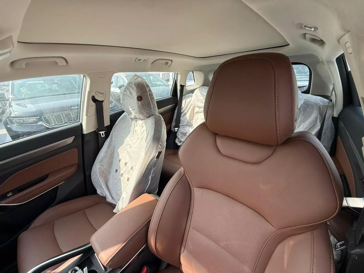Geely Azkarra LUXURY GL 1.5L Petrol 2023 Export Price @ 53,500 AED-9-0
