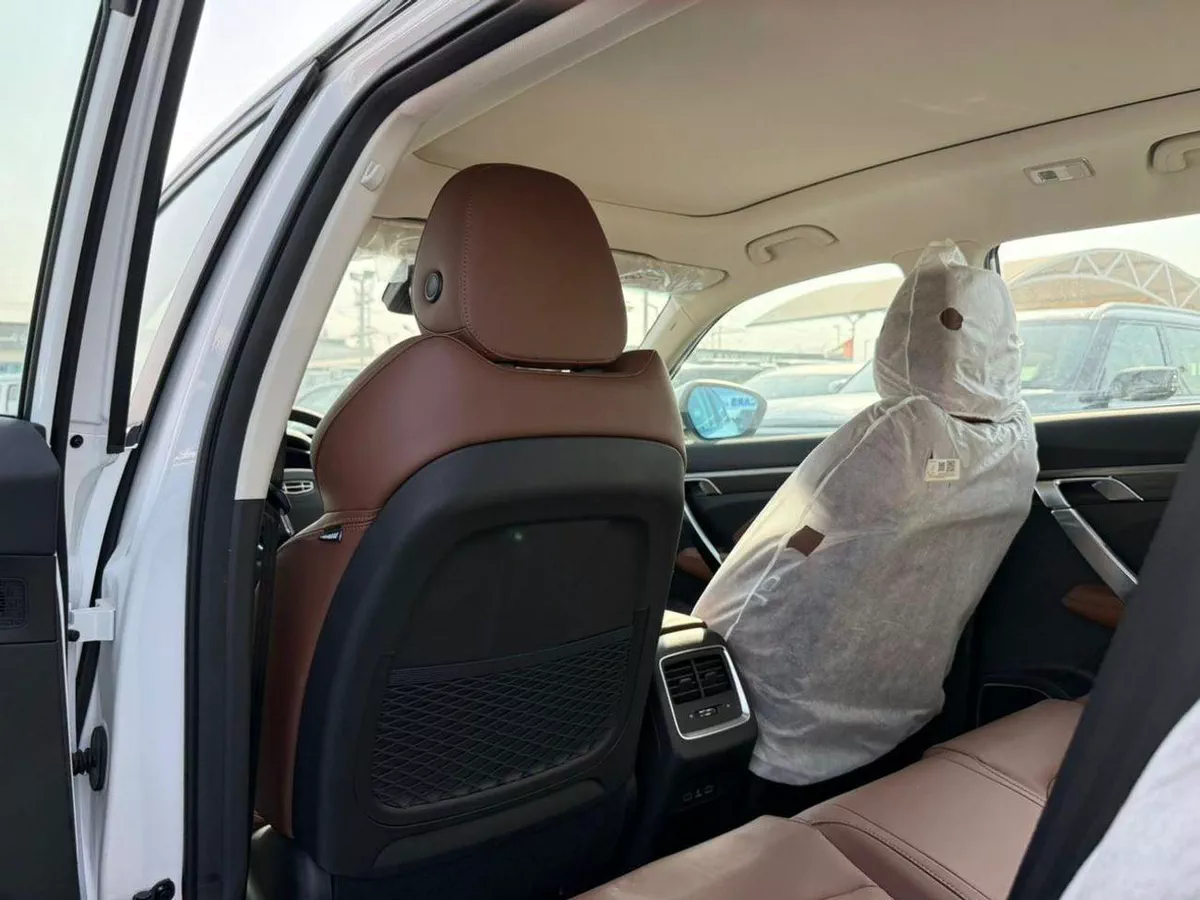 Geely Azkarra LUXURY GL 1.5L Petrol 2023 Export Price @ 53,500 AED-8-0