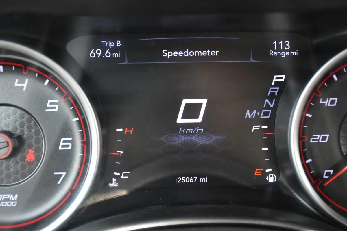 CHARGER GT RWD 2023 | BLACK-4-4