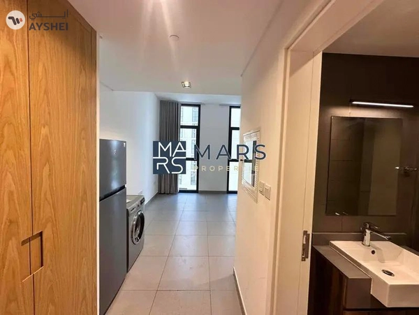 Semi Furnished in First Fully Walkable Community