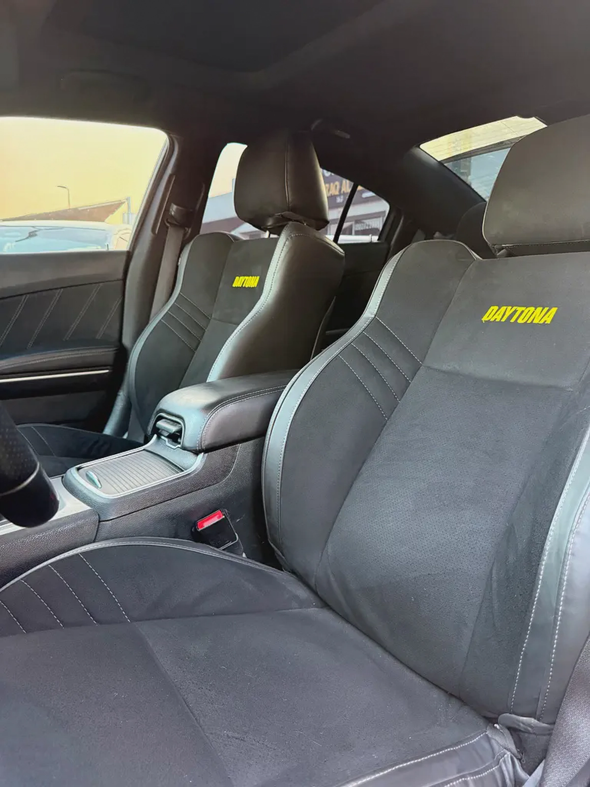 DODGE CHARGER R/T HEMI 5.7 2020 FULL OPTION-8-8