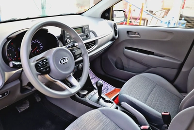 kia Picanto 2018 model available on cash and bank finance with 0 downpayment bank finance-8