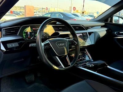 2023 Audi e-tron 50 S-Line Sportback - Pristine Condition-4