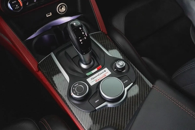 2019 Alfa Romeo Stelvio Quadrifoglio / Full Alfa Romeo Service History-14