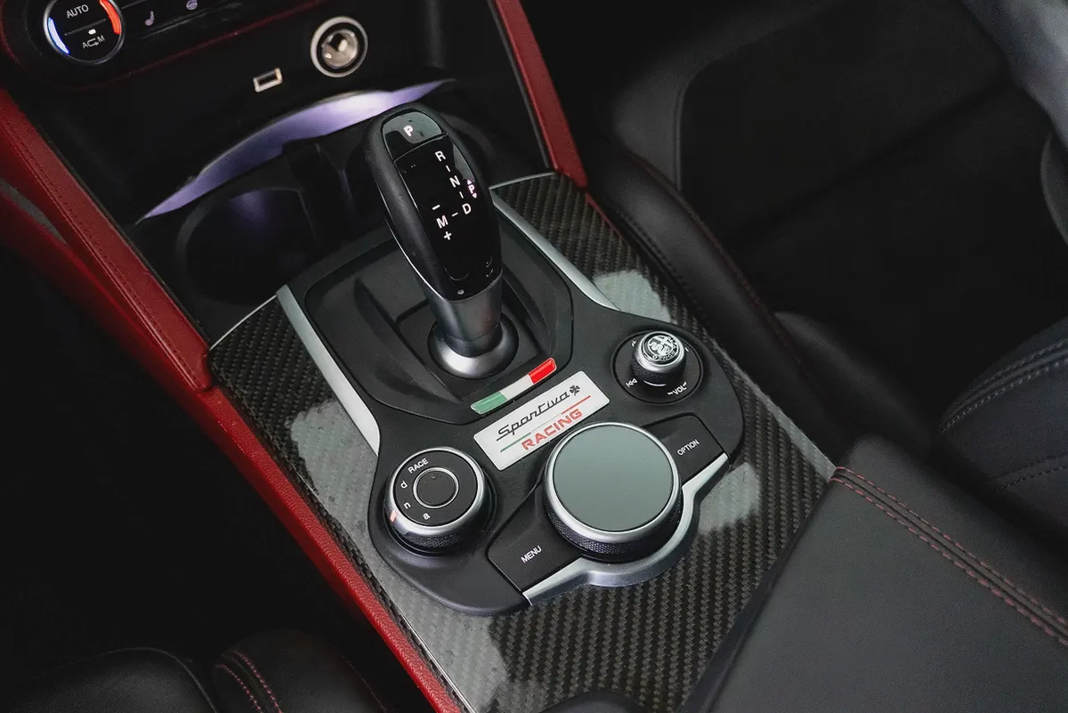 2019 Alfa Romeo Stelvio Quadrifoglio / Full Alfa Romeo Service History