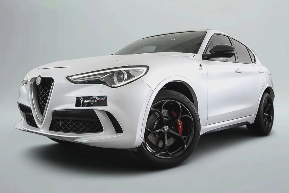 2019 Alfa Romeo Stelvio Quadrifoglio / Full Alfa Romeo Service History
