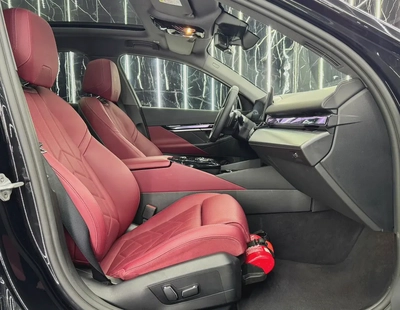 AED 3,184 PM | Low Mileage | GCC | AGMC Warranty  Service 2030  | AGMC  Full Service History-11