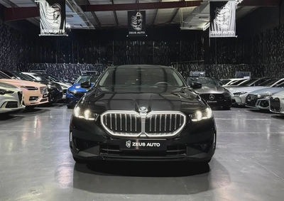 AED 3,184 PM | Low Mileage | GCC | AGMC Warranty  Service 2030  | AGMC  Full Service History-1